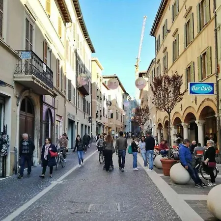 Perla Marina Apartament Pesaro